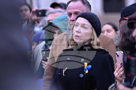 Среща-поклон пред героизма на украинския народ