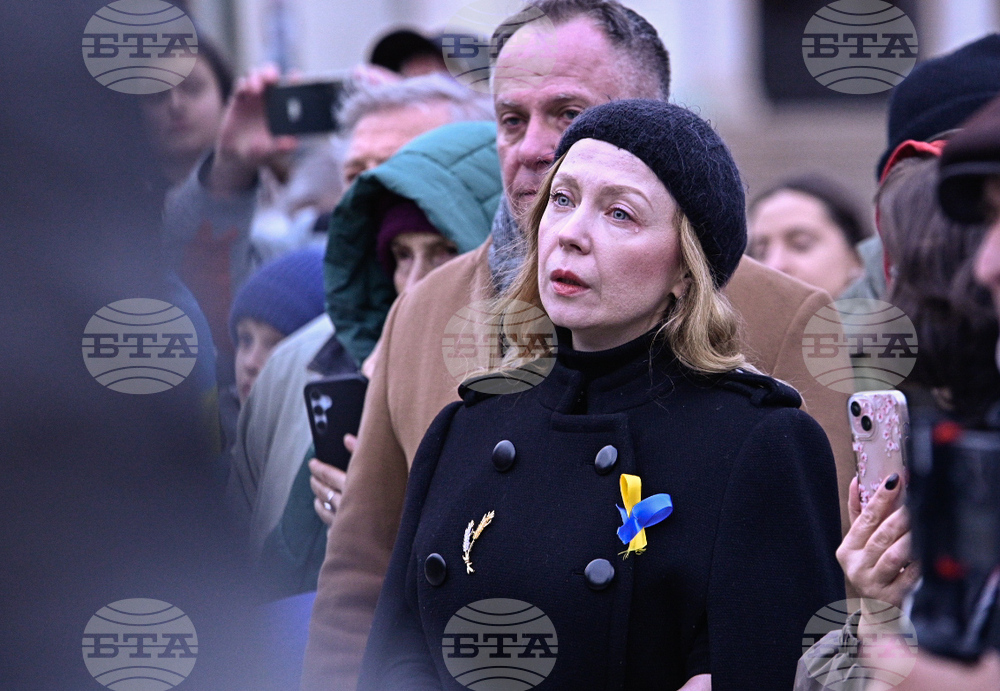 Среща-поклон пред героизма на украинския народ