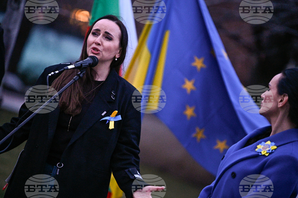 Среща-поклон пред героизма на украинския народ