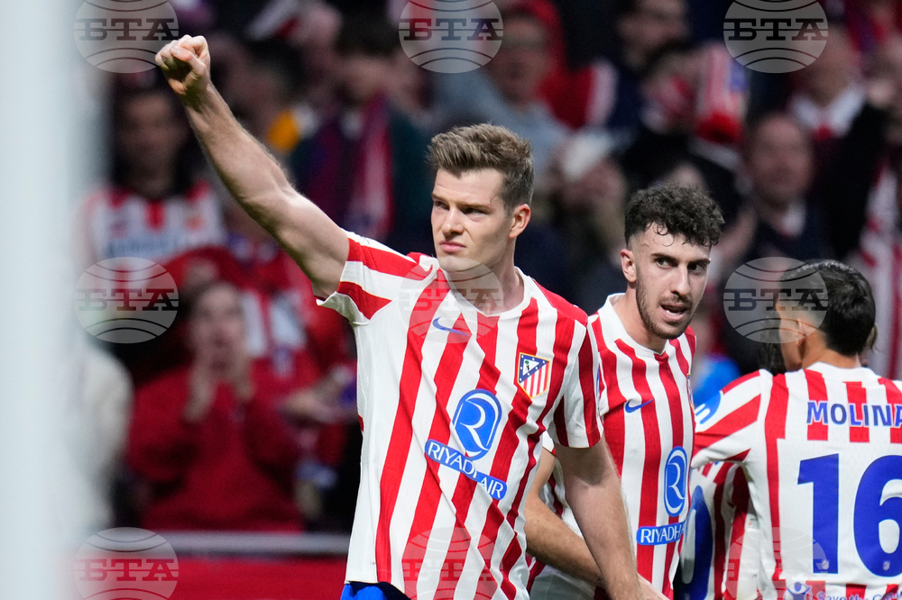 Хеттрик на Александър Сьорлот прати Атлетико Мадрид на осминафиналите в Шампионската лига