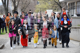 Благоевград - Международен ден на театъра - шествие