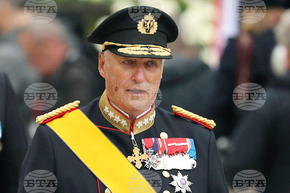 Кралят на Норвегия Харалд бе хоспитализиран в Испания