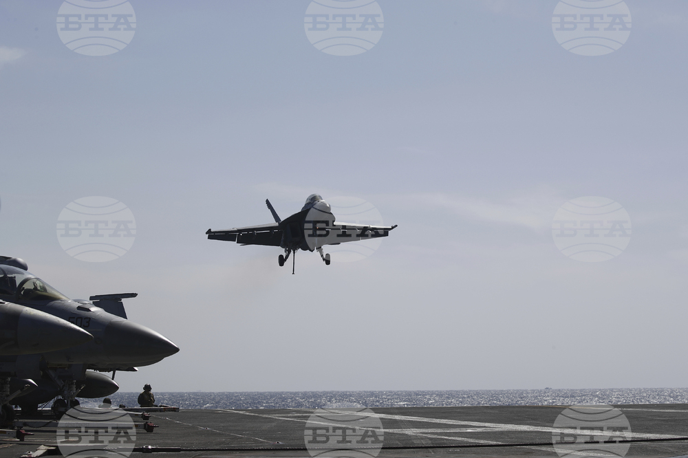 Отряд на испанските военновъздушни сили с осем самолета F-18 започва мисия за охрана на въздушното пространство в Румъния
