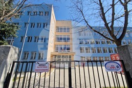Бургас - сигнал за бомби в ОУ “Елин Пелин” и СОУ “Петко Росен”