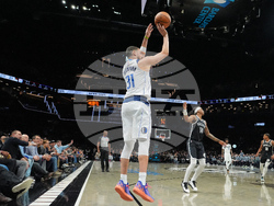 Mavericks Nets Basketball