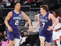 Hornets Bulls Basketball