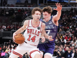 Hornets Bulls Basketball