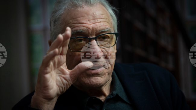 Робърт Де Ниро ще изпълни речитатив към симфонията „Линкълн“ на Филип Глас в „Карнеги Хол“