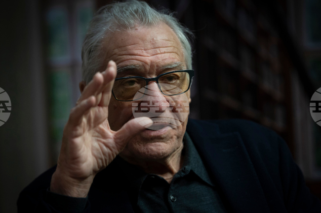 Робърт Де Ниро ще изпълни речитатив към симфонията „Линкълн“ на Филип Глас в „Карнеги Хол“