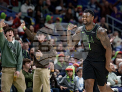 Warriors Pelicans Basketball