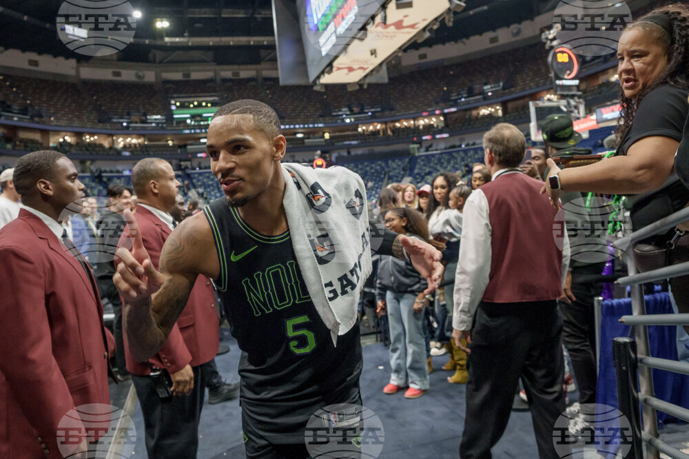 Warriors Pelicans Basketball