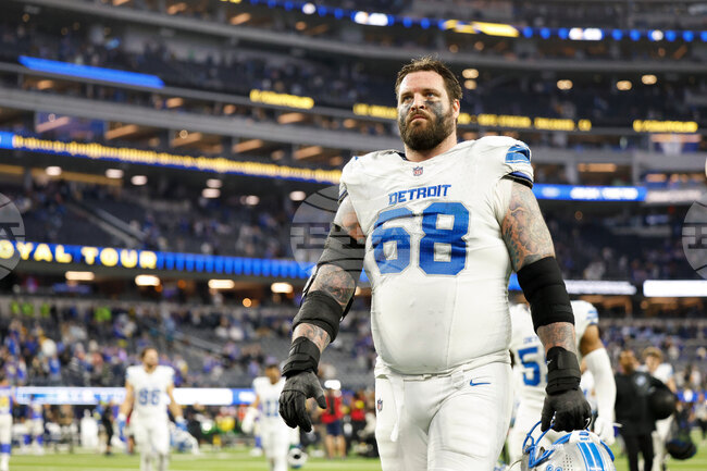 Lions Decker Football