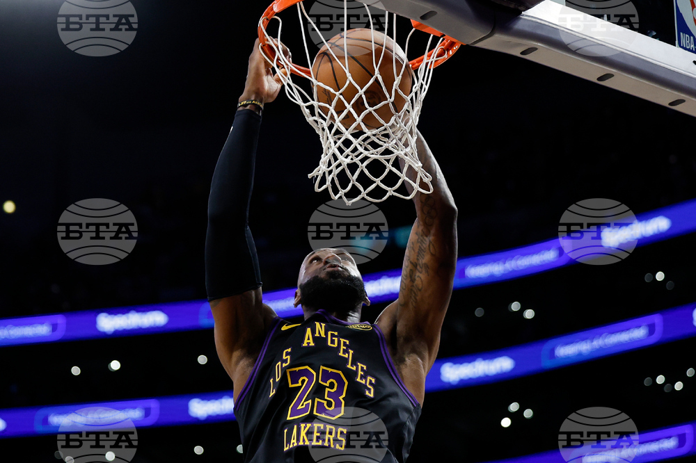 Magic Lakers Basketball