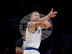 Magic Lakers Basketball