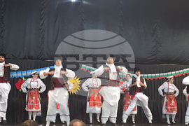 Аржентина - Комодоро Ривадавия - Антарктида - научноизследователски кораб "Св. св. Кирил и Методий" - българска общност