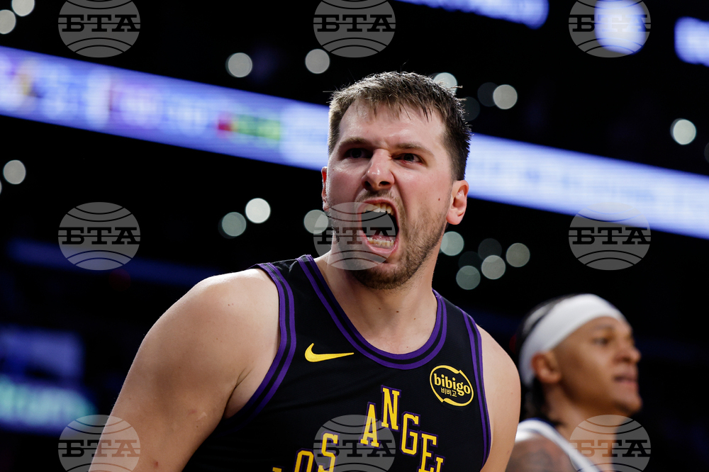 Magic Lakers Basketball