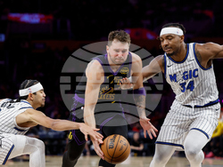 Magic Lakers Basketball