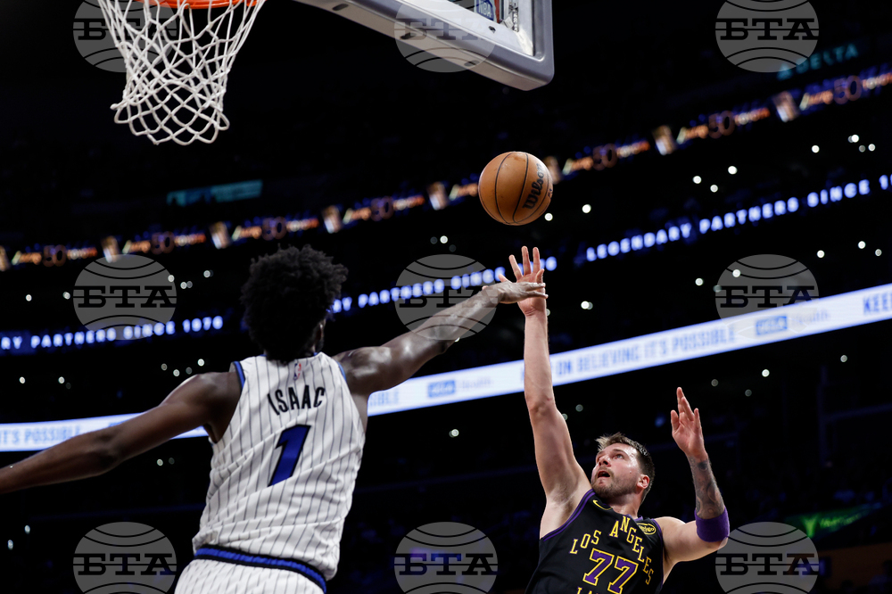 Magic Lakers Basketball