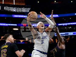 Magic Lakers Basketball