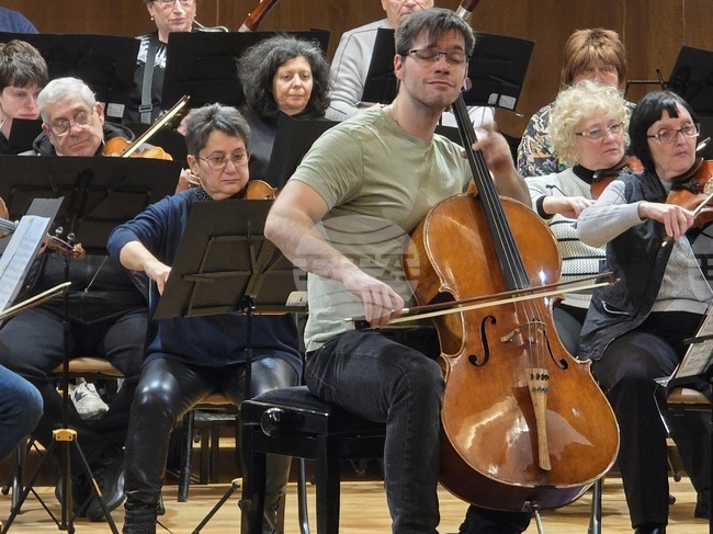  Сливен - Симфоничен оркестър - „От Европа до Новия свят“