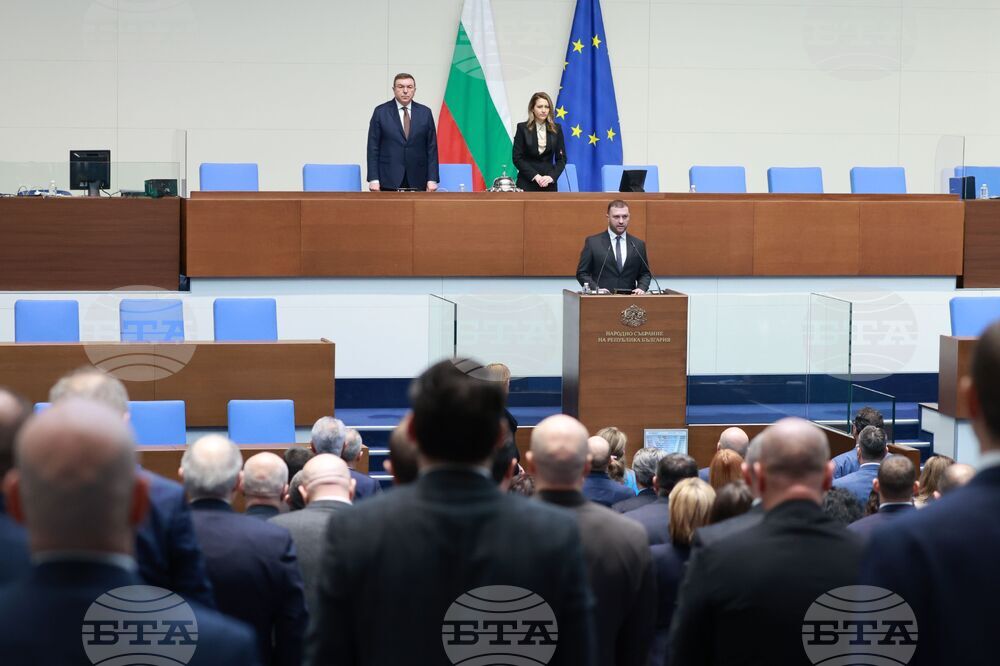 Едис Даудов, който тази сутрин положи клетва като народен представител, е подал заявление за напускане на групата на АПС