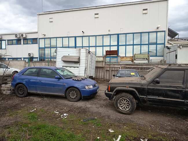 Община Стара Загора: 8 автомобила, излезли от употреба, са преместени от паркинги и междублокови пространства в Стара Загора