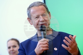 Летище „Васил Левски“ София - диви животни - брифинг