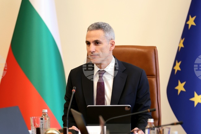 Ще изпратим на президента Йотова необходимите материали за освобождаването на главния секретар на МВР, съобщи Андрей Гюров