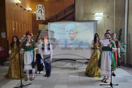 Самоков - ученици - списание - дефиле