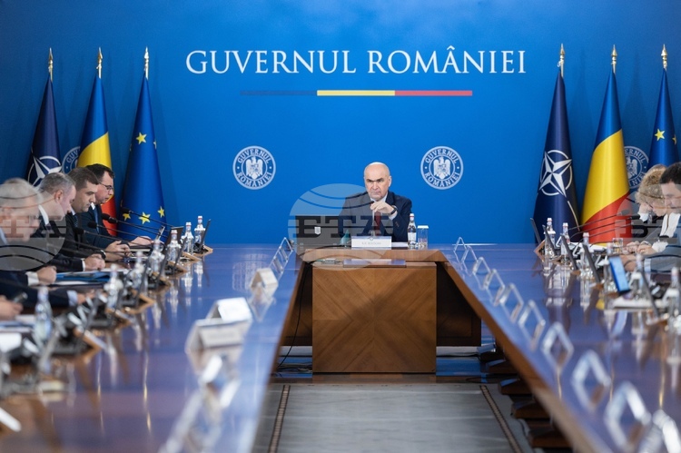 Romanian Government Approves Administrative Staff Cuts and Economic Recovery Package