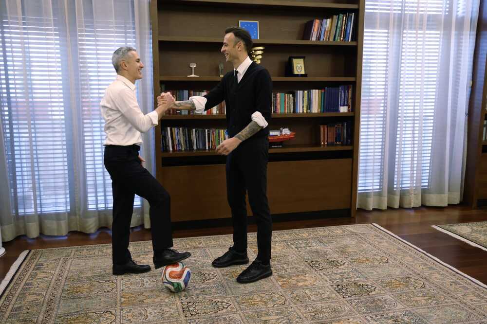 Football Legend Dimitar Berbatov to Advise PM Gurov on Sport Matters