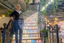 Турция - кафе „Миноя Пера“ - книги - Георги Господинов