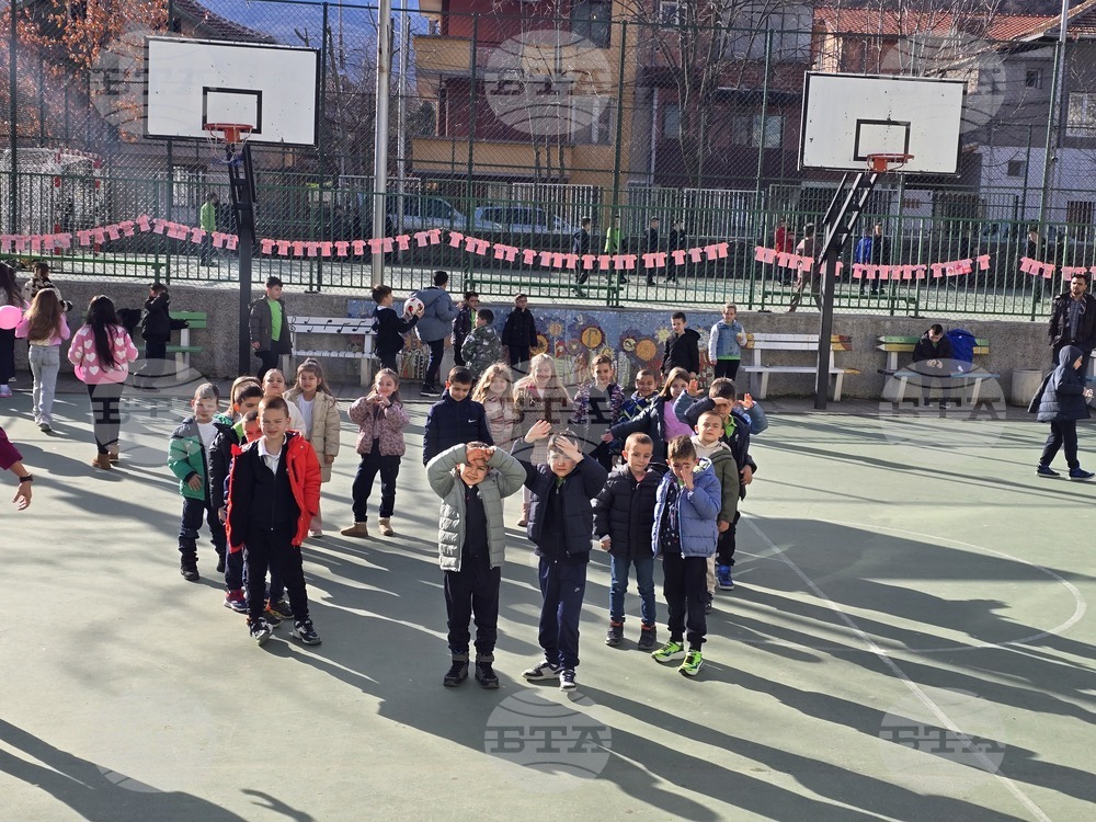 Ден на розовата фланелка - Трето основно училище „Гоце Делчев"