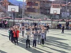 Ден на розовата фланелка - Трето основно училище „Гоце Делчев"