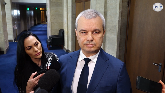 Ако Васил Терзиев не се разследва по случая „Петрохан“, означава, че има чадър, смята Костадин Костадинов от „Възраждане“