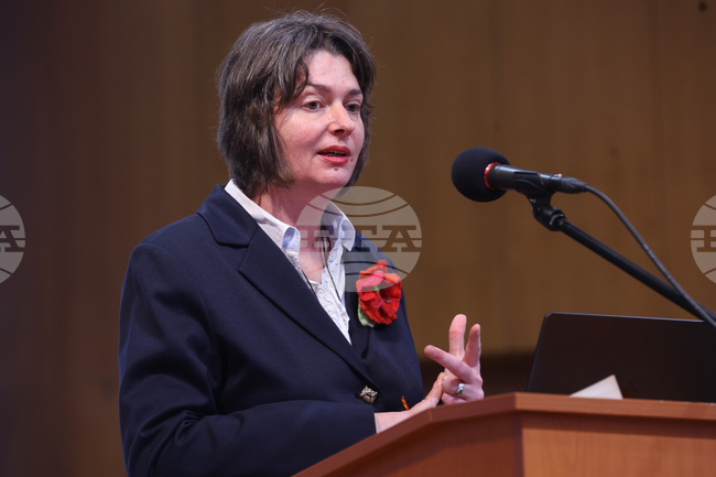 Законът за сценичните изкуства е липсващият закон в българската политика, каза д-р Диана Андреева-Попйорданова