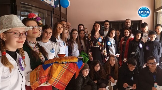 Ученици и учители от Турция и Сърбия гостуват на свои приятели от Разград