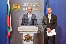 Министерски съвет - Георги Клисурски - Михаил Околийски - брифинг