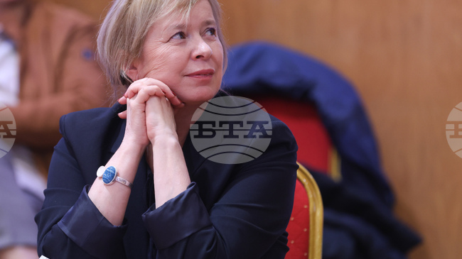 Трябва да създадем условия, в които да правим изкуството, което българският зрител заслужава, каза доц. д-р Екатерина Кънчева