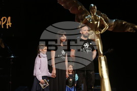 Театрални награди "ИКАР"