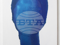 Художничката Боряна Михайловска събира в изложба серия от портрети, посветени на вътрешния свят на човека. Снимка: Галерия „Сердика“