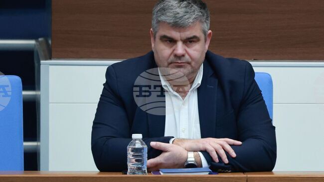 Не съм се почувствал принуден да извършвам каквото и да било извън служебните си задължения, каза началникът на отдел "Криминална полиция" Ангел Папалезов за случая "Петрохан" 