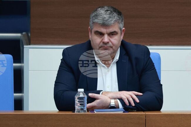 Не съм се почувствал принуден да извършвам каквото и да било извън служебните си задължения, каза началникът на отдел "Криминална полиция" Ангел Папалезов за случая "Петрохан" 