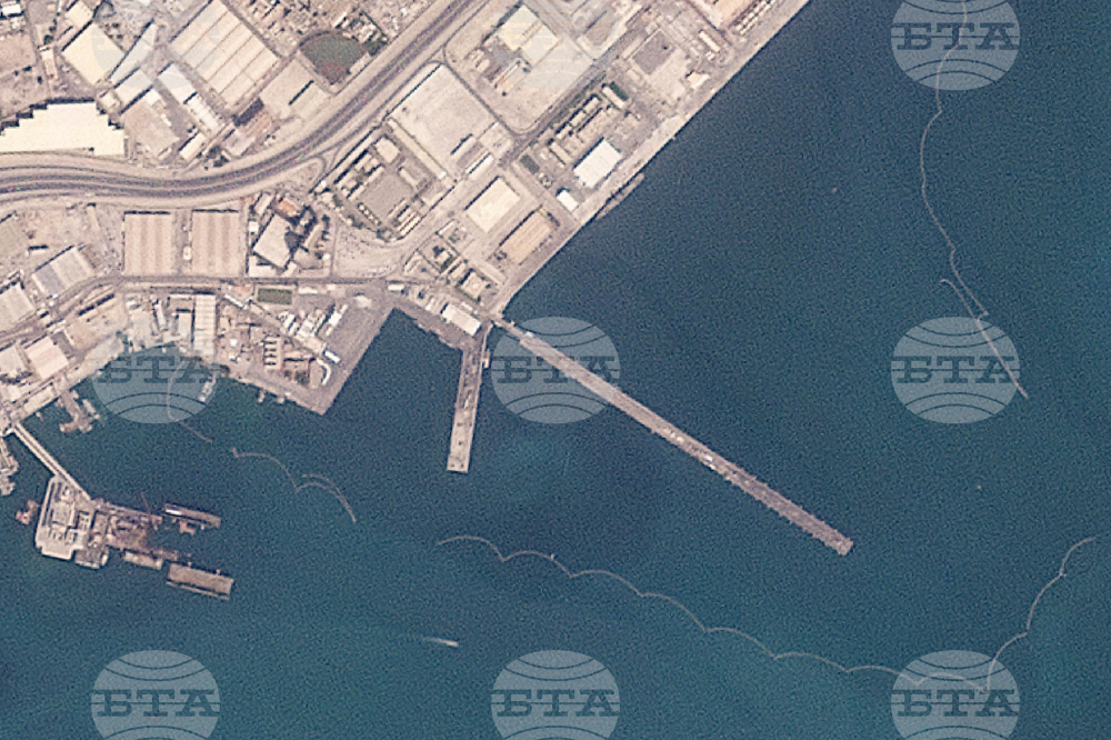 Бахрейн съобщи за ракетна атака срещу щаба на Пети американски флот в островната държава