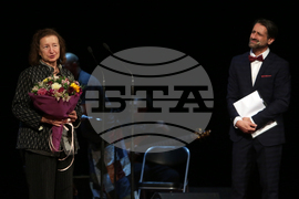 Театрални награди "ИКАР"