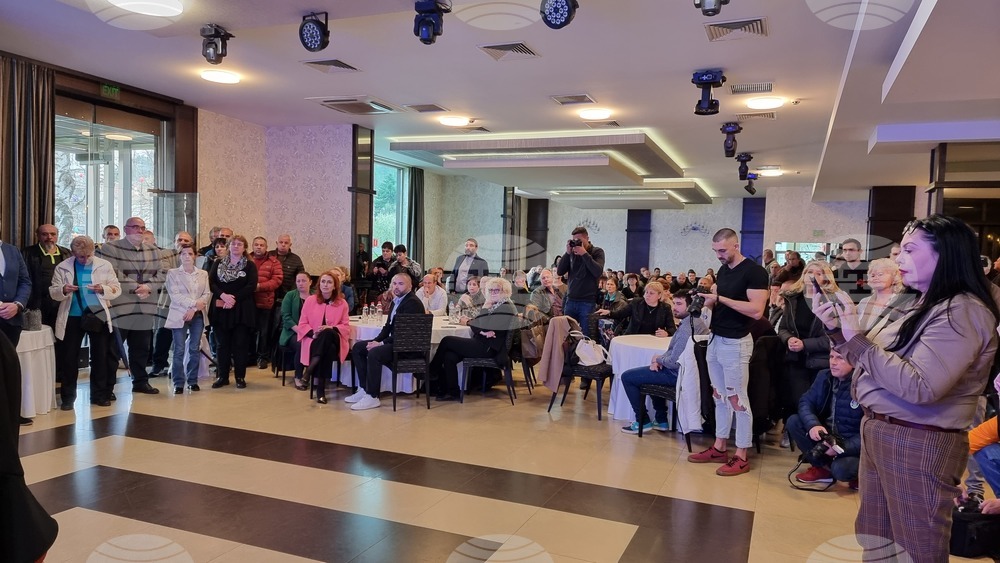 Враца - предизборна среща - КП „Продължаваме промяната - Демократична България“