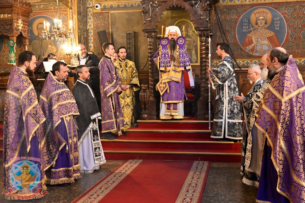 Преждеосвещена литургия бе възглавена от патриарх Даниил в столичния храм „Св. великомъченица Неделя“