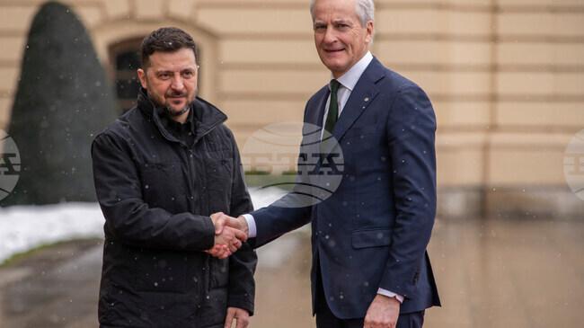 Украинските преговарящи ще се срещнат с Уиткоф и Къшнър утре в Женева, каза Зеленски