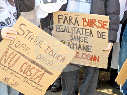 Румъния - Букурещ - образование - протест