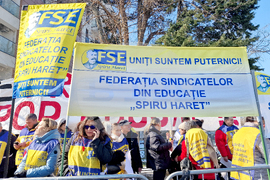 Румъния - Букурещ - образование - протест
